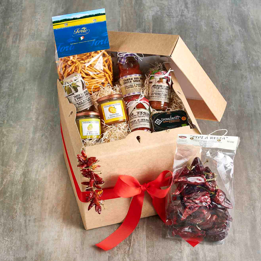 A Taste of Calabria Food Hamper Vorrei Italian Hampers