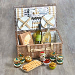 best picnic baskets and hampers to help you stand out