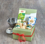 Coffee and pancakes gift box with Caputo flour, honey and spreads.